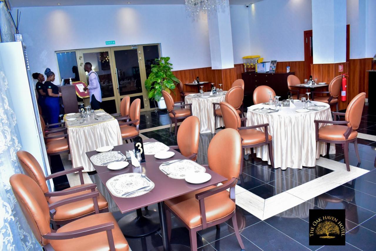 Oak Haven Hotel&Suites Port Harcourt Buitenkant foto