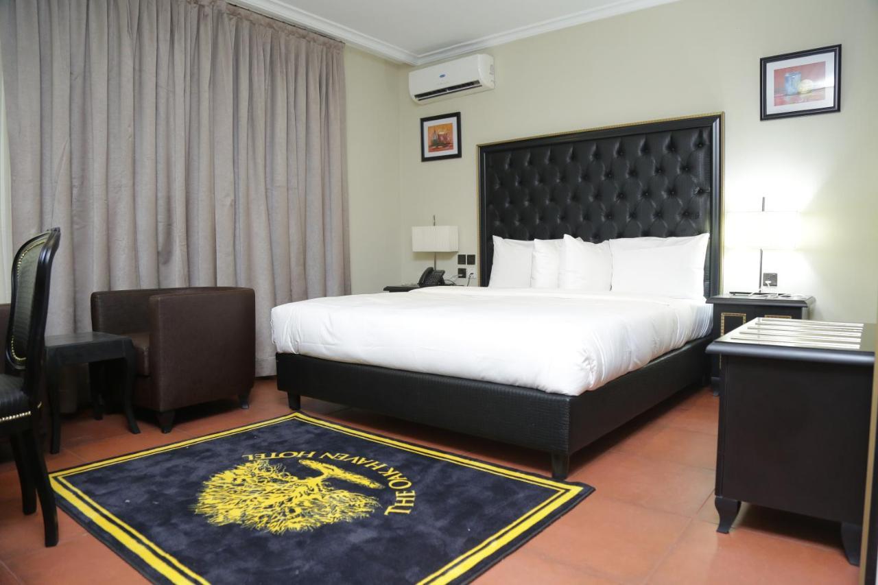 Oak Haven Hotel&Suites Port Harcourt Buitenkant foto